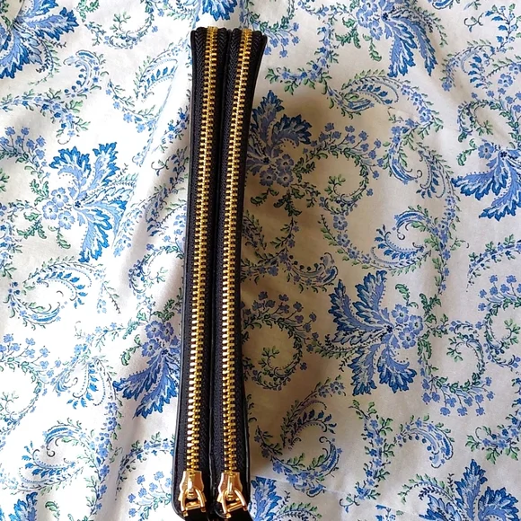 NWOT Coach signature coated canvas double corner zip wallet, unused - Picture 3 of 11